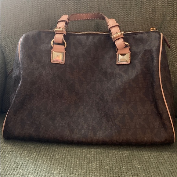 Michael Kors Grayson Satchel - Picture 3 of 16